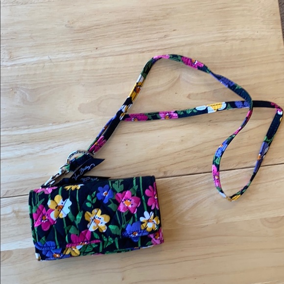 Vera Bradley wristlet - Picture 2 of 8